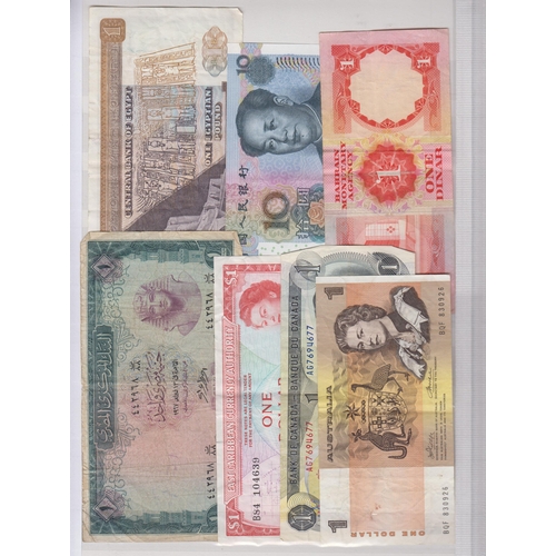 29 - An accumulation of 50+ World 20th Century circulated banknotes, noted Egypt to £1, Canada to $1, Rho... 