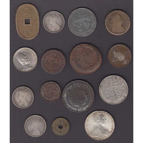 90 - An accumulation of x100+ World 18th to 20th Century circulated coins, including various silver piece... 