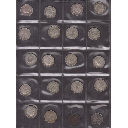 134 - A small accumalation of world coins, in pages and loose, mainly 20th Century UK circulated including... 