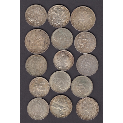 278 - A small group of circulated mainly 20th Century coins, strength in European coins noted Czechoslovak... 