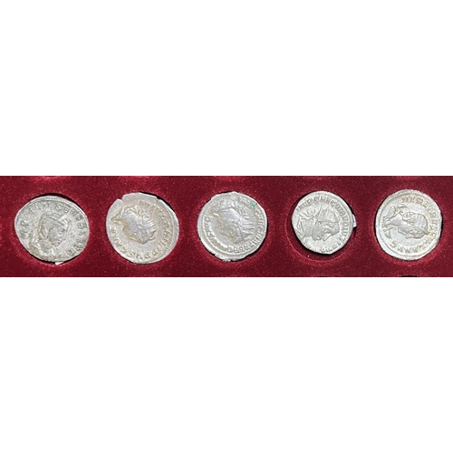 107 - Roman – A group of 3rd Century x5 Antoninianus, including x1 Phillip I, x1 Otacilia Severa, x1 Trebo... 