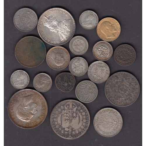 118 - A small World coin accumulation mainly circulated UK 20th Century 1d’s, noted odd better including U... 