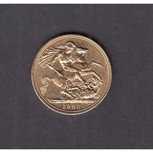 274 - UK 1981 gold full Sovereign, in good condition