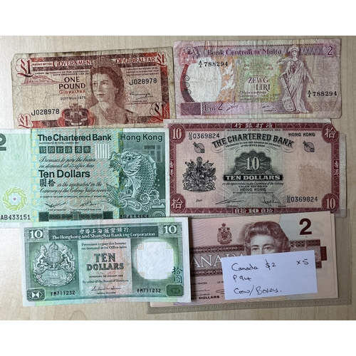 157 - A group of x24 circulated Commonwealth banknotes plus Scotland 1985 £1 banknote x5 consecutive, cond... 