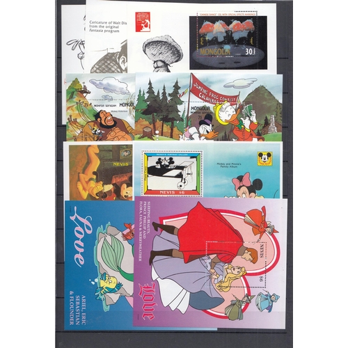 395 - A duplicated mint unmounted collection of x400+ Disney thematic mini sheets, from around the World, ... 