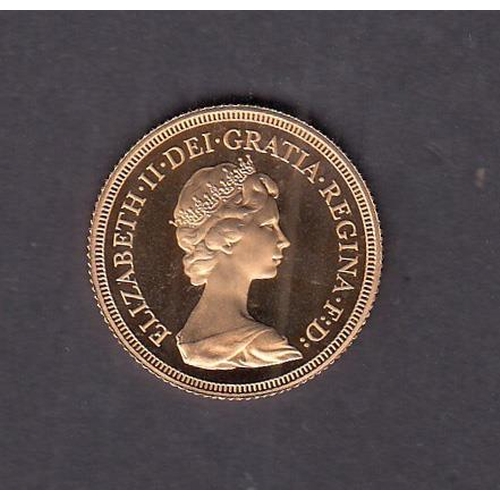 62 - UK 1979 gold full Sovereign, boxed in good condition.