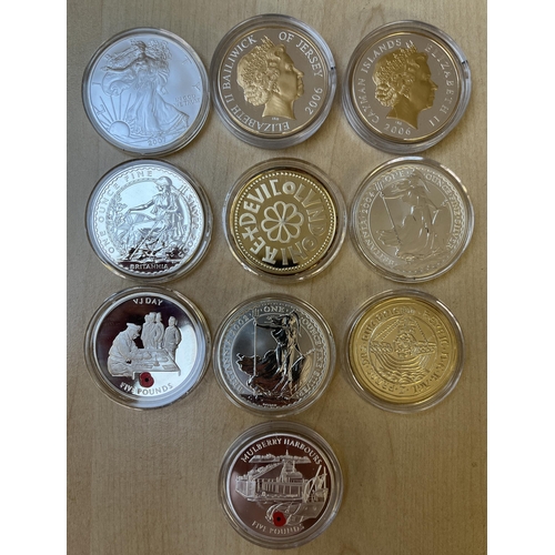 21 - A collection of x62 silver Crown size modern coins including Proof from around the World, including ... 