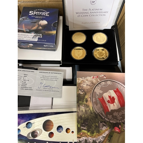 80 - A group of World and GB silver proof and brilliant, uncirculated coins/sets, many cased with CoA, pl... 