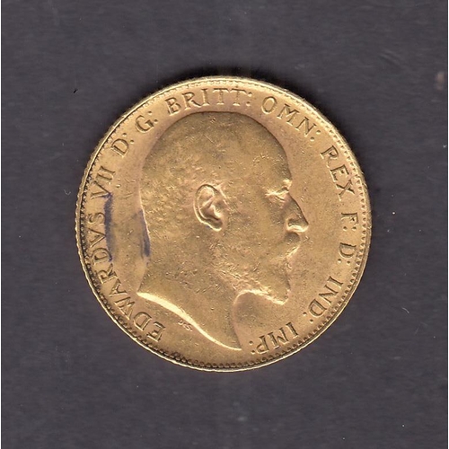 36 - UK 1909 gold full Sovereign, in good condition