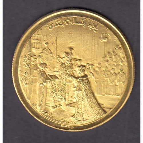 179 - Iran 1967 Mohammad Reza Pahlavi Coronation Gold (20k) Medal, weight 25g, in good condition.