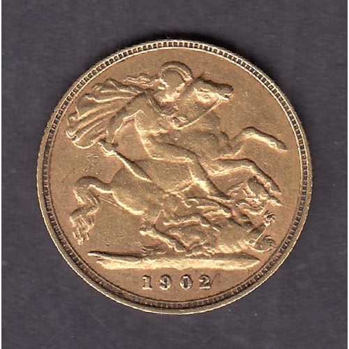 256 - UK 1902 gold half Sovereign, in good condition