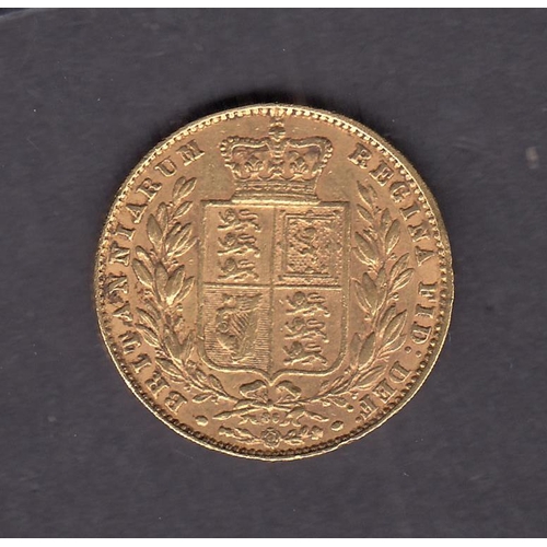 229 - UK 1870 gold full Sovereign, Die 86, in good condition