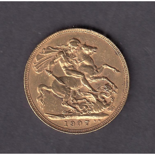 266 - UK 1907 gold full Sovereign, in good condition