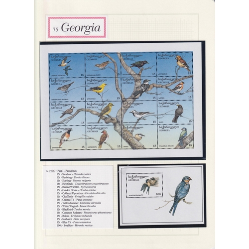 407 - Birds collection of mint sets and mini sheets from European countries housed in 5 Lighthouse albums,... 