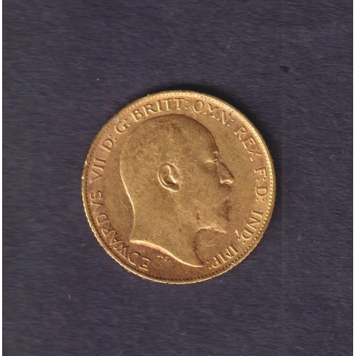 28 - UK 1907 gold half Sovereign, in good condition