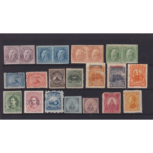 424 - A mint and used Central Americas stamp collection housed in x17 sparsely filled 30-page stock books,... 