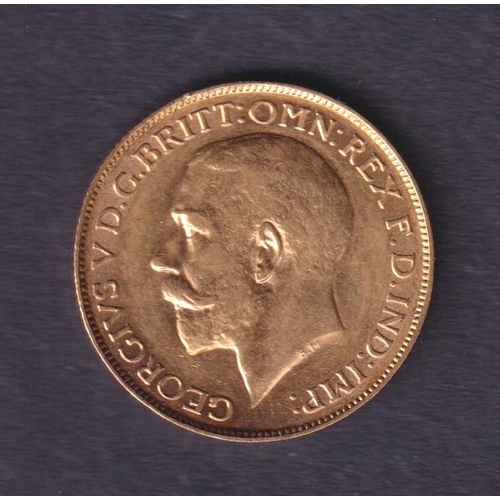 181 - UK 1925 gold full Sovereign, South Africa Mint, in good condition