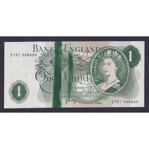 192 - UK 1970 Page £1 banknote showing major error of over inking of green through middle of bank note, in... 