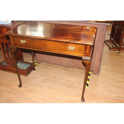 293 - An early 20th century mahogany and stained beech side table, with single drawer, on cabriole legs, w... 