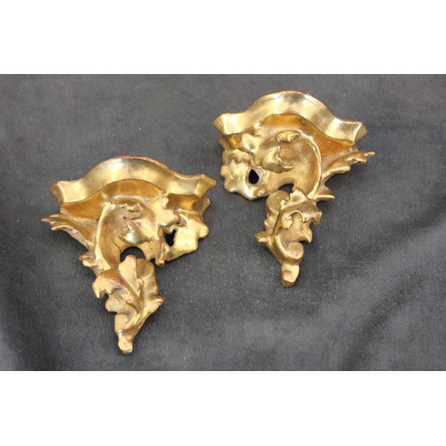 15 - Two miniature gilt wood wall brackets, 9cm wide x 10cm high.