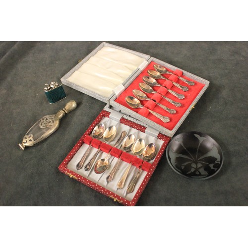 137 - A continental glass scent bottle, with decorative silver-plated mount and cover, 12cm long, a small ... 