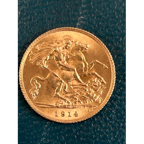 18 - A George V 1914 half sovereign.