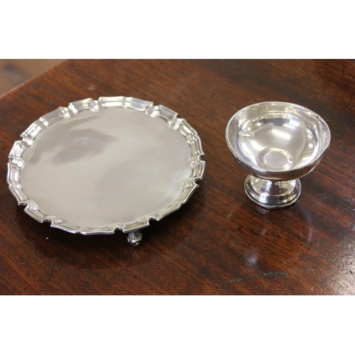 47 - A Queen Elizabeth II silver waiter with pie crust edge on three feet, London 1952, approx. 5.6oz, an... 