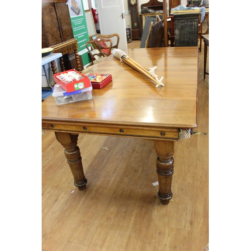 218 - A late Victorian mahogany billiard/dining table by E.F. Riley of Accrington, on turned and fluted le... 