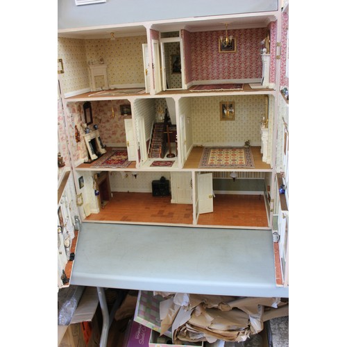 222 - A kit-built Georgian-style dolls house 