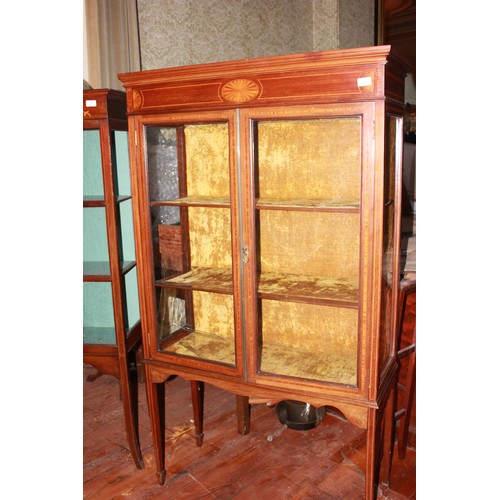 32 - An Edwardian display cabinet, 93cm wide, and a part cabinet a.f. broken side panel.