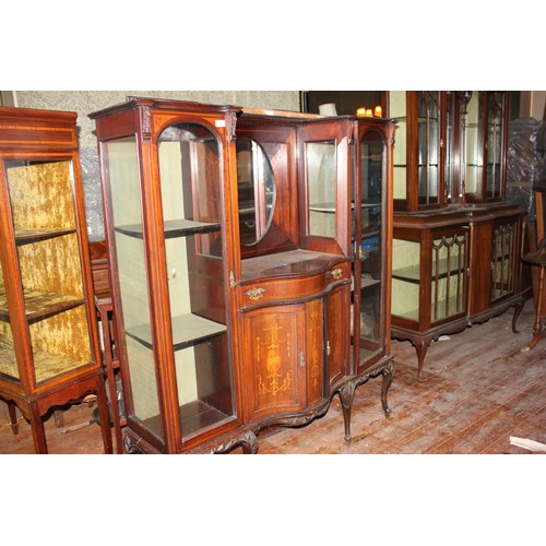 32 - An Edwardian display cabinet, 93cm wide, and a part cabinet a.f. broken side panel.