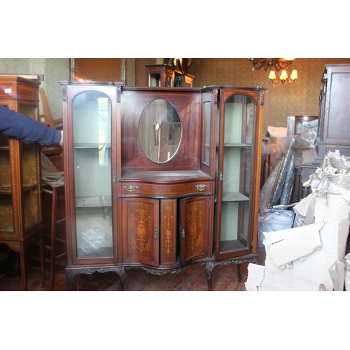 32 - An Edwardian display cabinet, 93cm wide, and a part cabinet a.f. broken side panel.