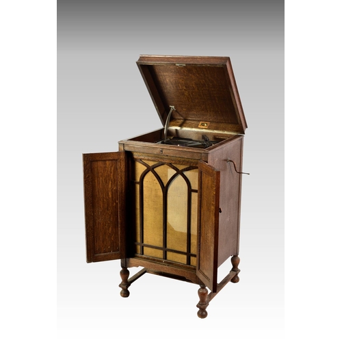 221 - A oak cased free standing 