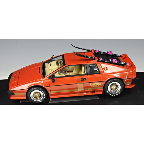 6 - Auto Art diecast 1/18 scale collectors models - James Bond 007, to include FOR YOUR EYES ONLY Lotus ... 