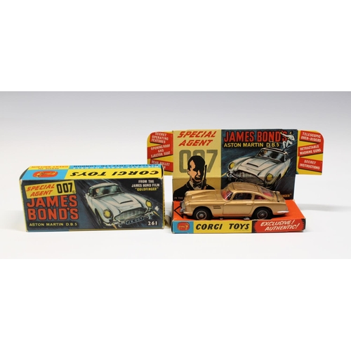 306 - Corgi Toys 261 diecast Special Agent 007 James Bond's Aston Martin DB5, from the James Bond Film Gol... 