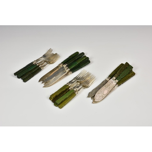 793 - Two sets of silver plate and faux-malachite fish knives and forks, late 19th / early 20th century. (... 
