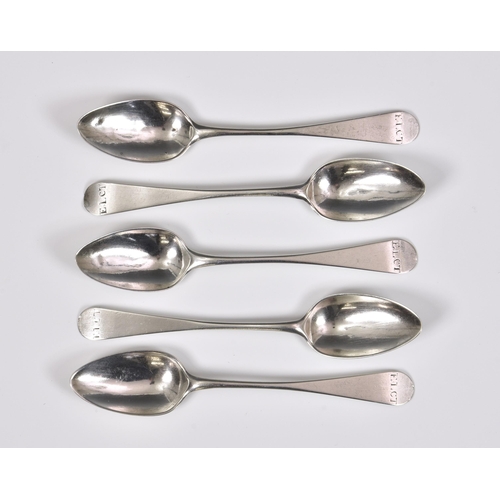 1007 - A set of five late 18th century Channel Islands silver Old English pattern shell back teaspoons, mak... 