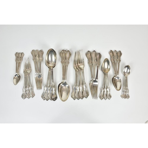 1012 - A Victorian Channel Islands silver Albert pattern flatware for six place settings, London, 1853, ove... 