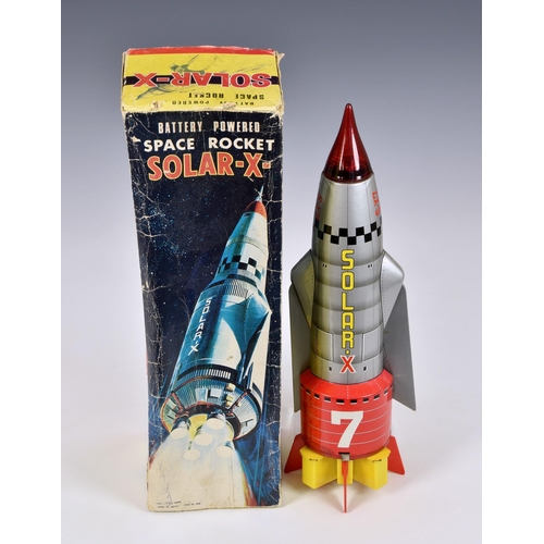 2534 - A vintage boxed Japanese battery powered Space Rocket SOLAR-X by Nomura, having blinking lights and ... 