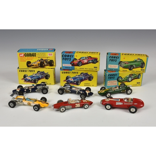 2542 - Corgi Toys - boxed racing cars, comprising a 152s B.R.M. Formula 1 Grand Prix Racing Car, red (25); ... 