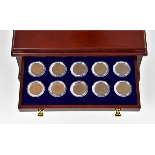 399 - Numismatics interest - Danbury Mint collections, comprising 'The Complete Wren Farthing collection',... 