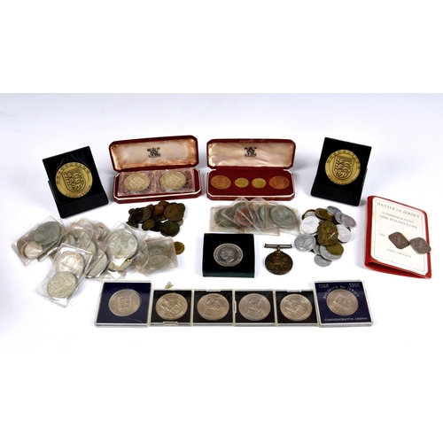 446 - Numismatics interest - A large collection of various Worldwide coinage, comprising a boxed Festival ... 