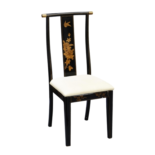 990 - A Chinese painted and black lacquered chinoiserie extending dining table, the pull-out mechanism wit... 