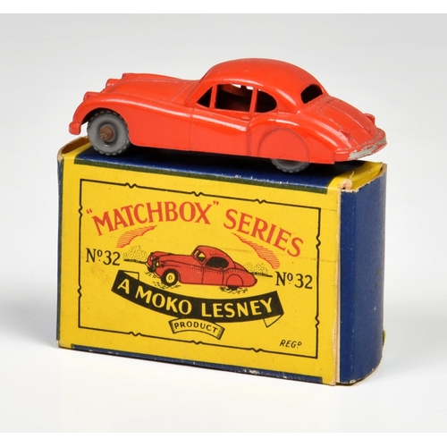 2521 - Matchbox Lesney 1-75 Series MB32a Jaguar XK140, orange-red, GPW, box type B (E-NM, box G).