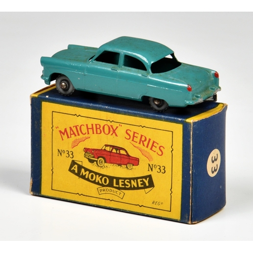 2522 - Matchbox Lesney 1-75 Series MB33a Ford Zodiac, sea-green, MW, box type B (NM, box G).