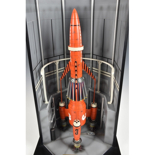 2535 - Iconic Replicas Limited THUNDERBIRD 3 - Supermarionation Replica Collection, diorama and Thunderbird... 