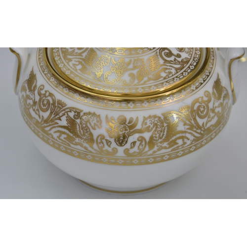 61 - A Wedgwood China 'Gold Florentine' pattern tea service, comprising of teapot, six cups & saucers, ca... 