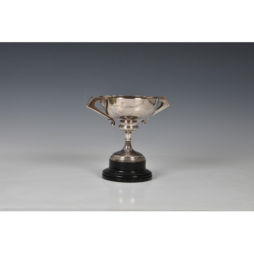 118 - An Edwardian silver prize cup - Guernsey agricultural history interest, Nathan & Hayes, Chester 1909... 