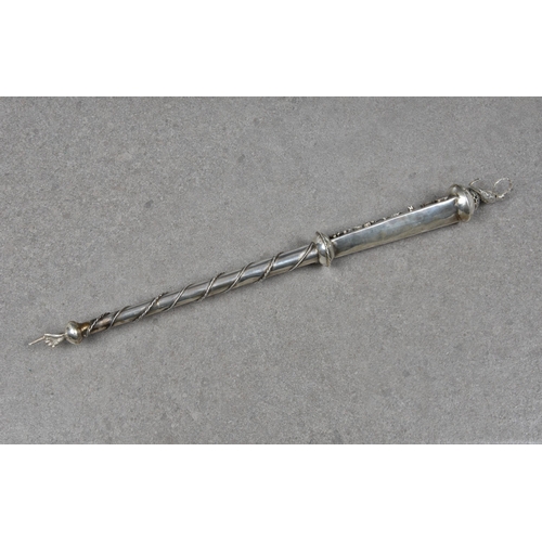 123 - A Russian silver Torah pointer or yad, assay marks for Veniamin Vasilyevich Savinsky, Moscow 1873, m... 