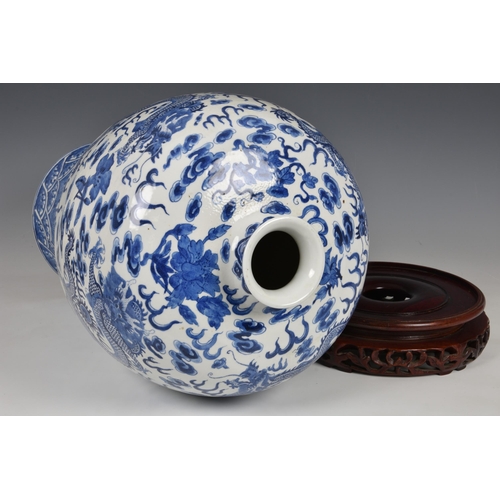 1475 - A Chinese blue and white porcelain meiping dragon vase, Qianlong six character mark to base but late... 